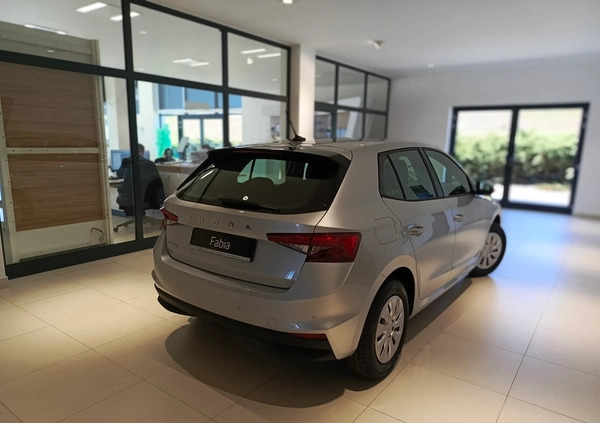 Skoda Fabia cena 93500 przebieg: 1, rok produkcji 2023 z Chełm małe 232